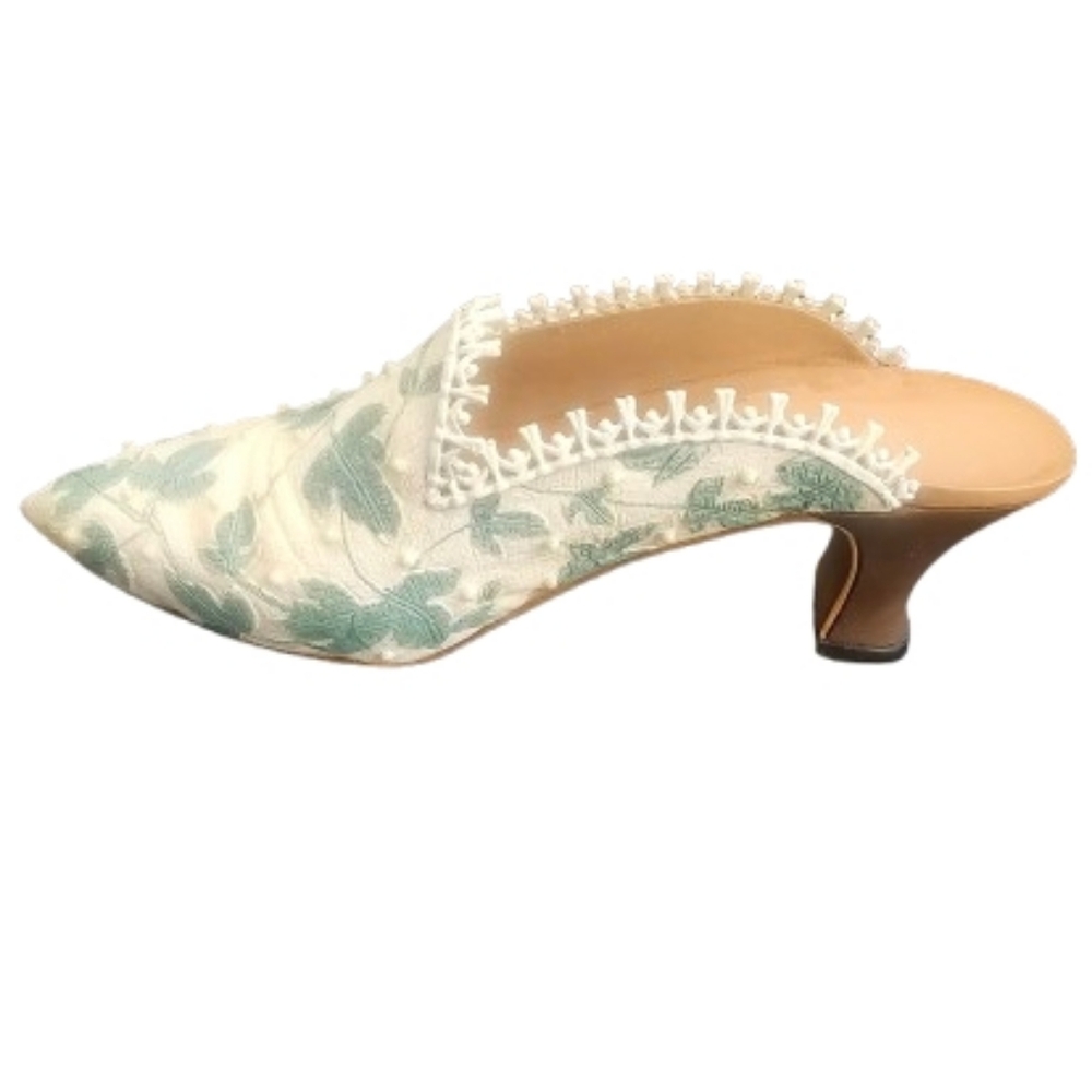Just The Right Shoe Cream and Green Embroidered Mules Touch Of Lace 1999 - Picture 3 of 9